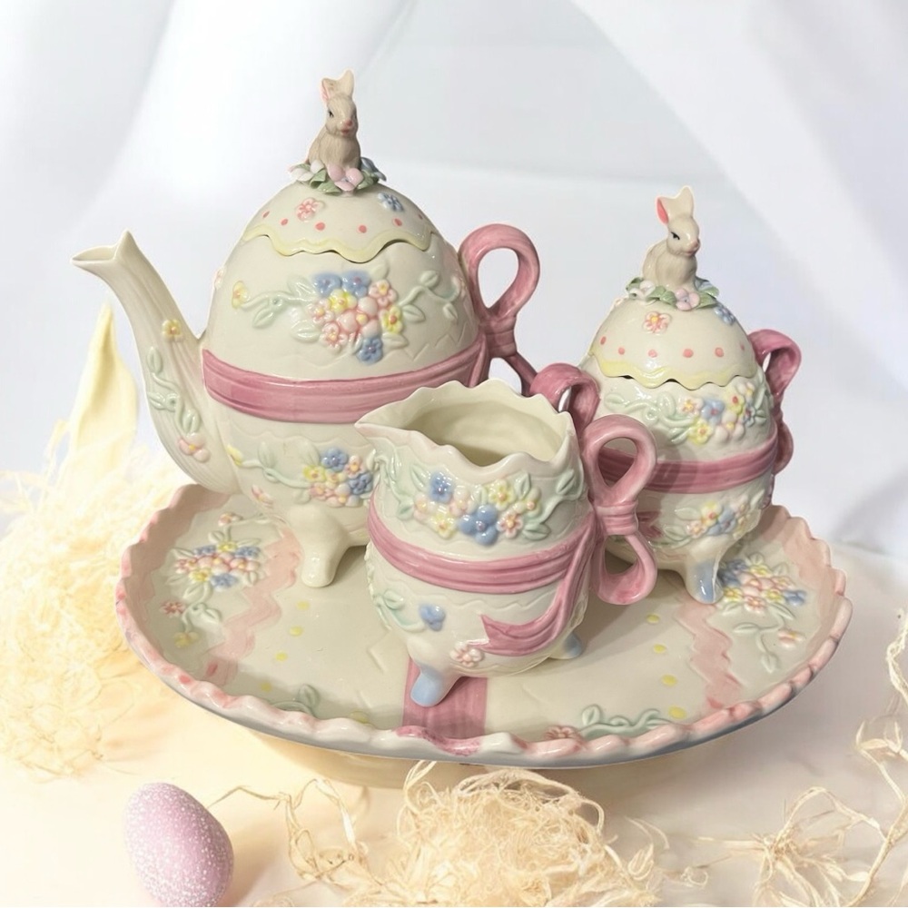 Vintage 6 Piece Ceramic Easter Egg-Shaped Pastel Floral Bunny Tea Set Decor